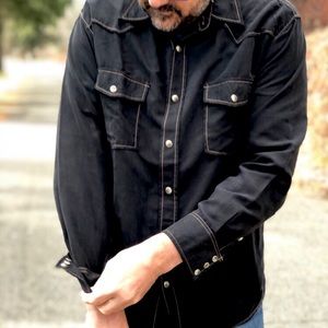 $25 Offer Bit and Bridle Western Pearl Snap Shirt